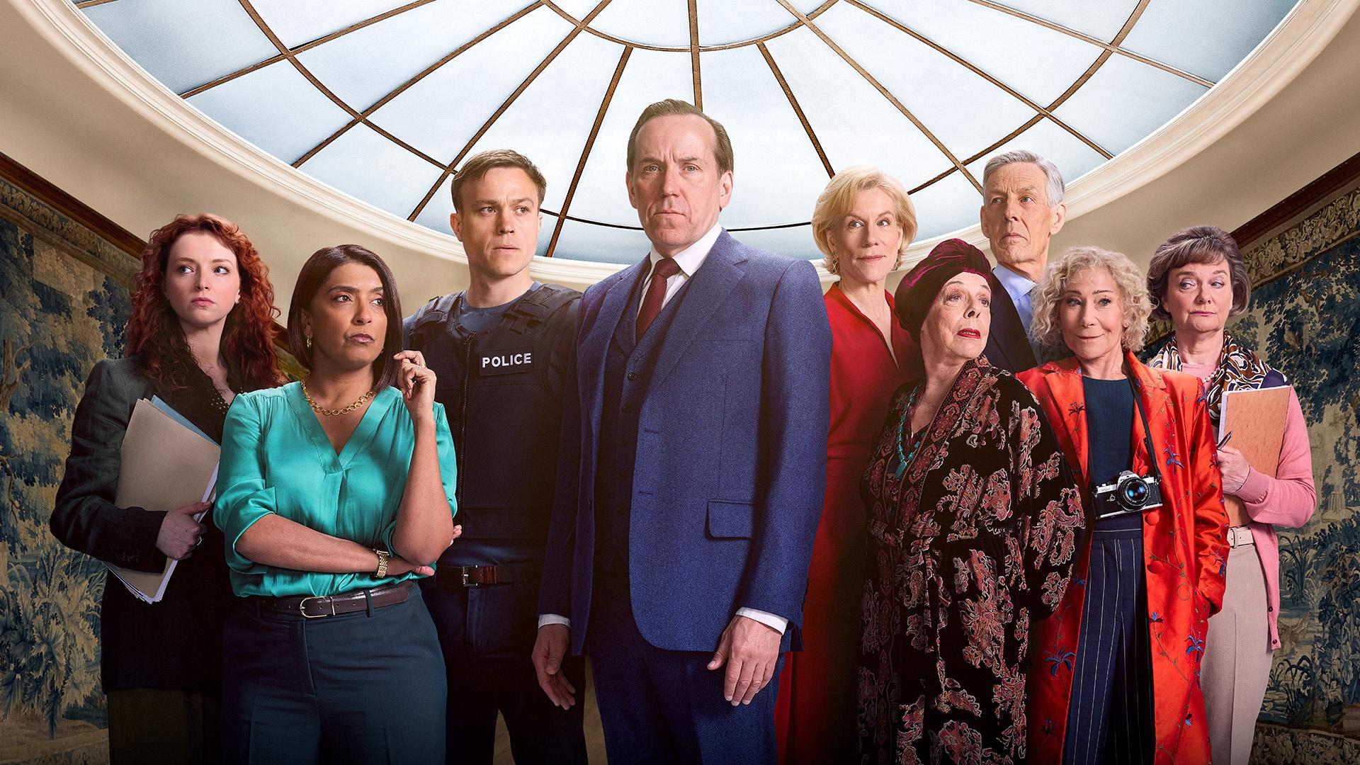 Cast photo, key art for season 5