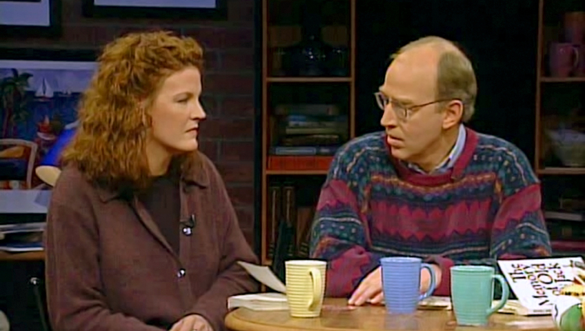 Bill Goodman discussing with a panelist from Bookclub@KET